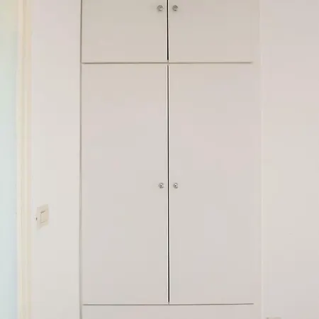 Manda With Sea View, 2 Terraces & Parking