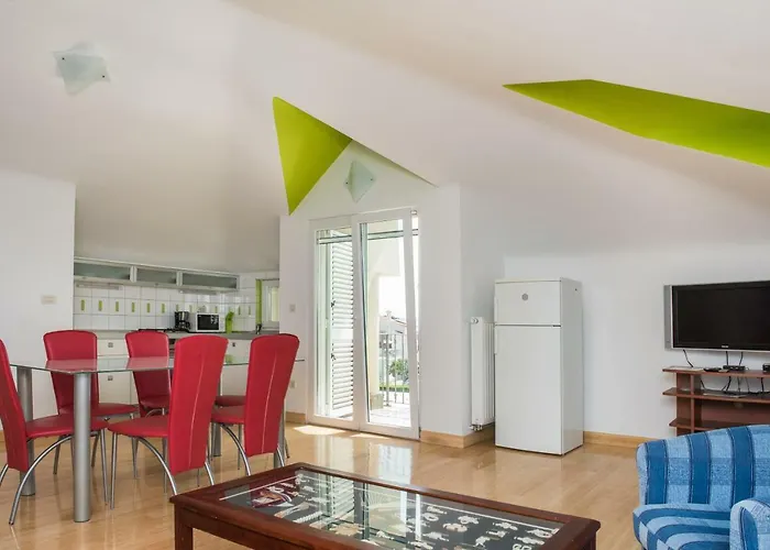 Manda With Sea View, 2 Terraces & Parking * Tribunj (Sibenik-Knin)