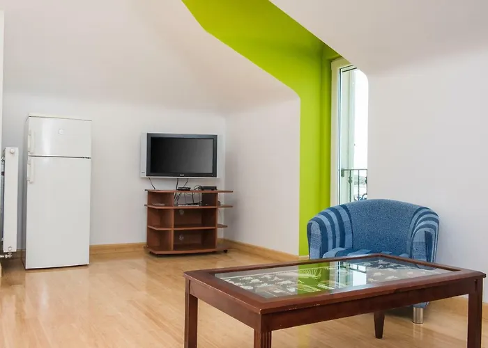 شقة Manda With Sea View, 2 Terraces & Parking