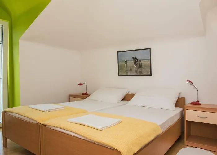 Manda With Sea View, 2 Terraces & Parking Apartment *