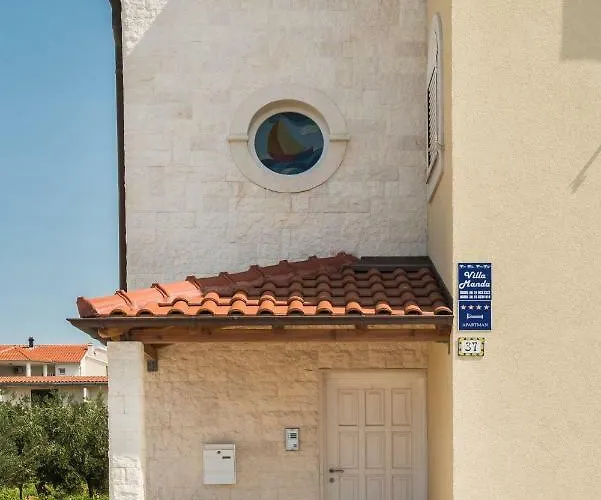 شقة Manda With Sea View, 2 Terraces & Parking Tribalj