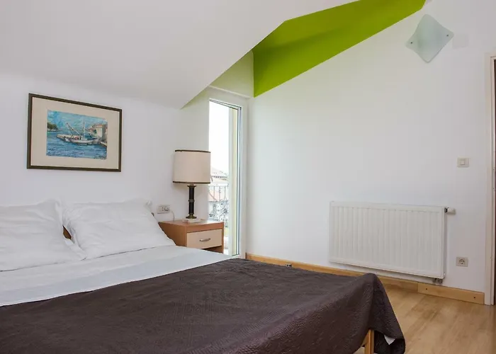 Apartment Manda With Sea View, 2 Terraces & Parking Tribunj (Sibenik-Knin)