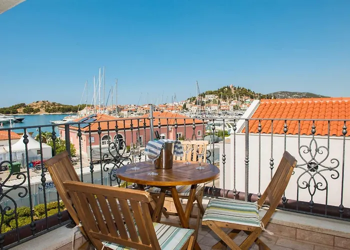 Manda With Sea View, 2 Terraces & Parking Apartment Tribunj (Sibenik-Knin)